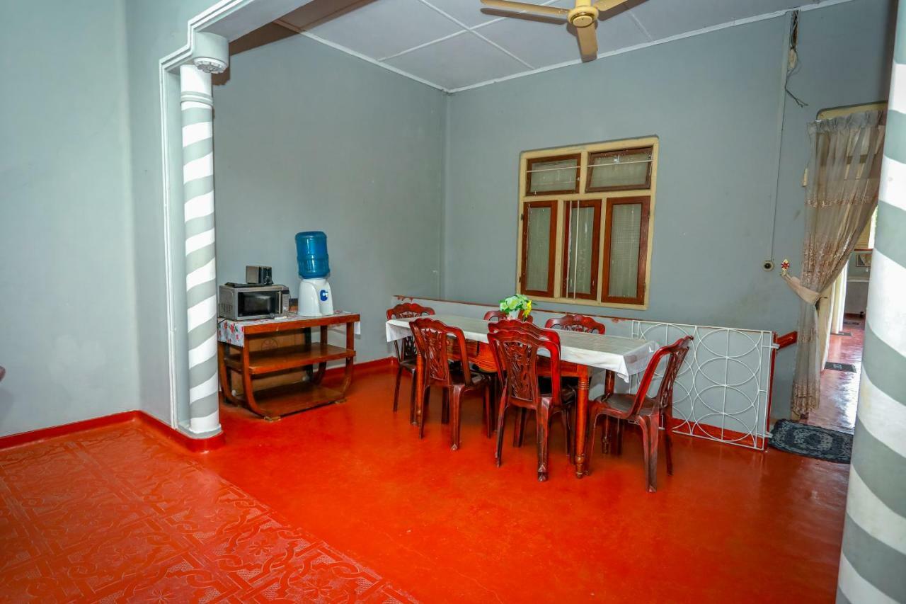 Jaffna Premier Inn Exteriör bild